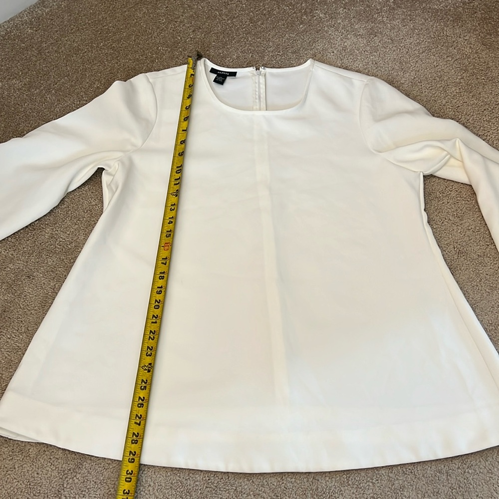 Alfani Bell Sleeve Winter Rose Blouse Size 14 New With Tags - Picture 6 of 9
